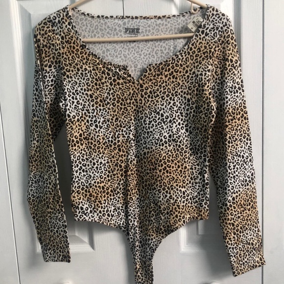 VS PINK NWT Leopard Animal Print Long Sleeve Bodysuit Size S - Picture 2 of 12